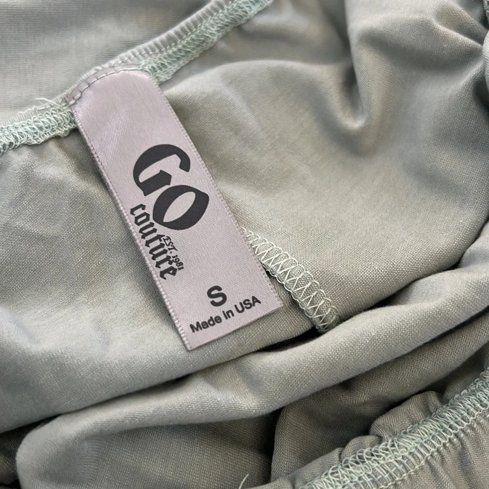 Light mint dress - Picture 3 of 3
